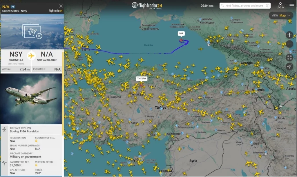 Droni kamikaze ucraini colpiscono basi intelligence, raffinerie di petrolio e infrastrutture elettriche russe
